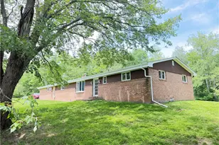 207 Munntown Rd, Nottingham, PA 15330 - Photo 1