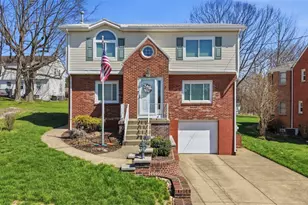 32 Herbst Rd, Kennedy Township, PA 15108 - Photo 1