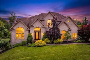 2114 N Villa Ct, Hampton, PA 15044 - Photo 1