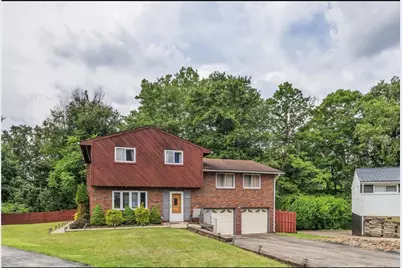 321 Saint Moritz Dr, Monroeville, PA 15146 - Photo 1