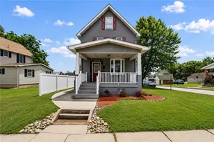 302 N 6th St, Hempfield Township, PA 15697 - Photo 1