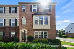 601 Pointe View Dr, Adams Township, PA 16046 - Photo 1