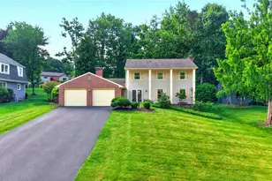 1593 Oak Leaf Ln, Pittsburgh, PA 15237 - Photo 1