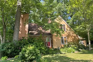 329 Stoneybrooke Dr, Cheswick, PA 15024 - Photo 1