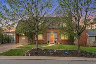 1152 Pinewood Dr, Pittsburgh, PA 15243 - Photo 1