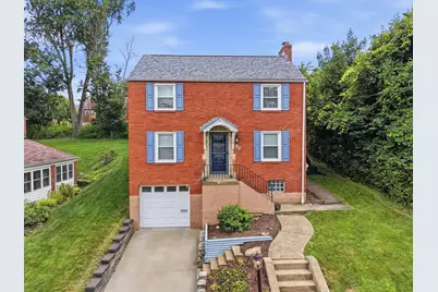 82 E Manilla Avenue, Green Tree, PA 15220 - Photo 1