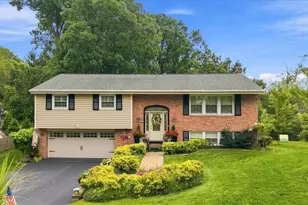 459 Troutwood Dr, Pittsburgh, PA 15237 - Photo 1