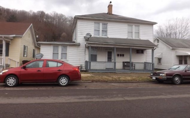 560 Poplar St, Nelsonville, OH 45764