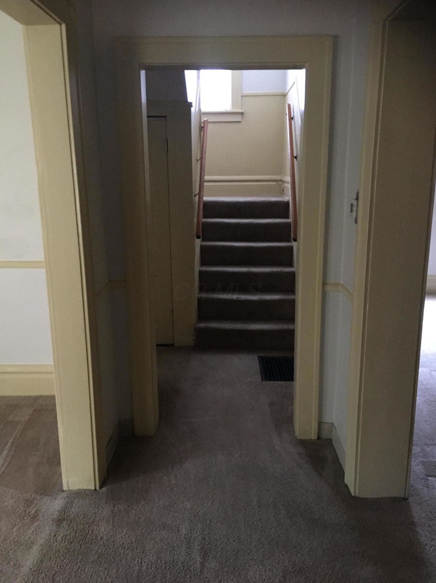 784 Fairwood Ave, Columbus OH  43205-3033 exterior