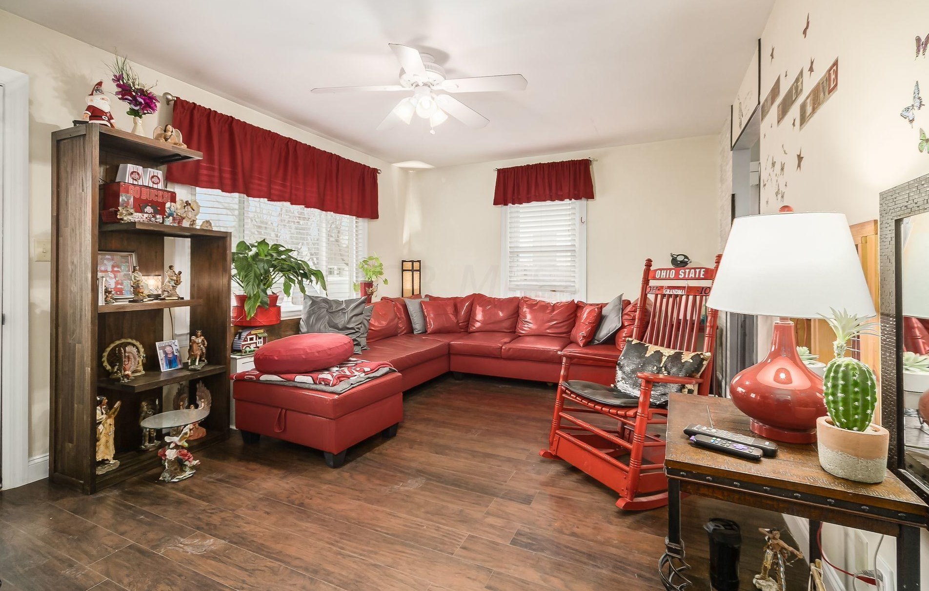 1111 Urana Ave, Columbus, OH 43224-3334