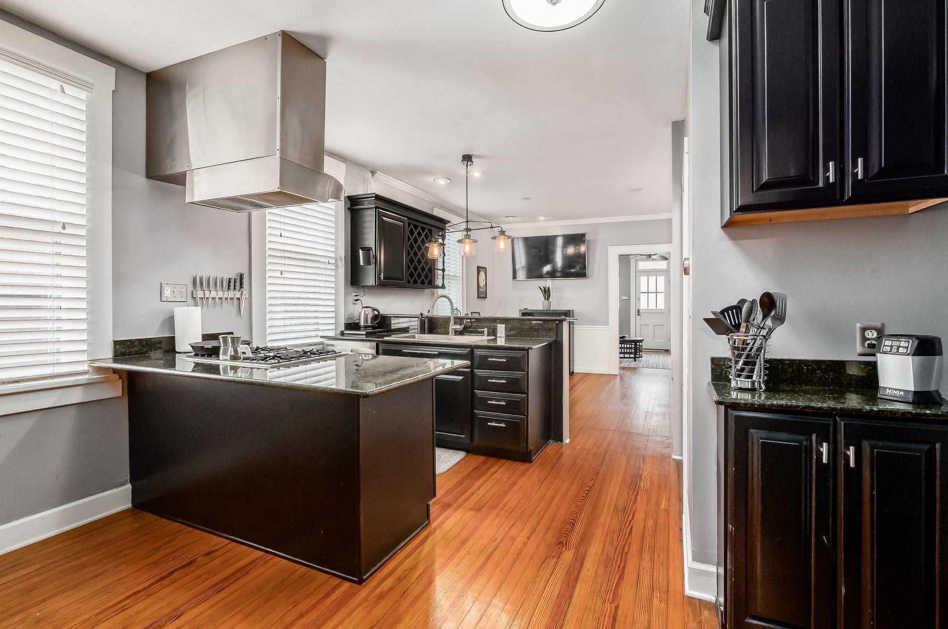 204 Jackson St, Columbus OH 43206-1229 exterior