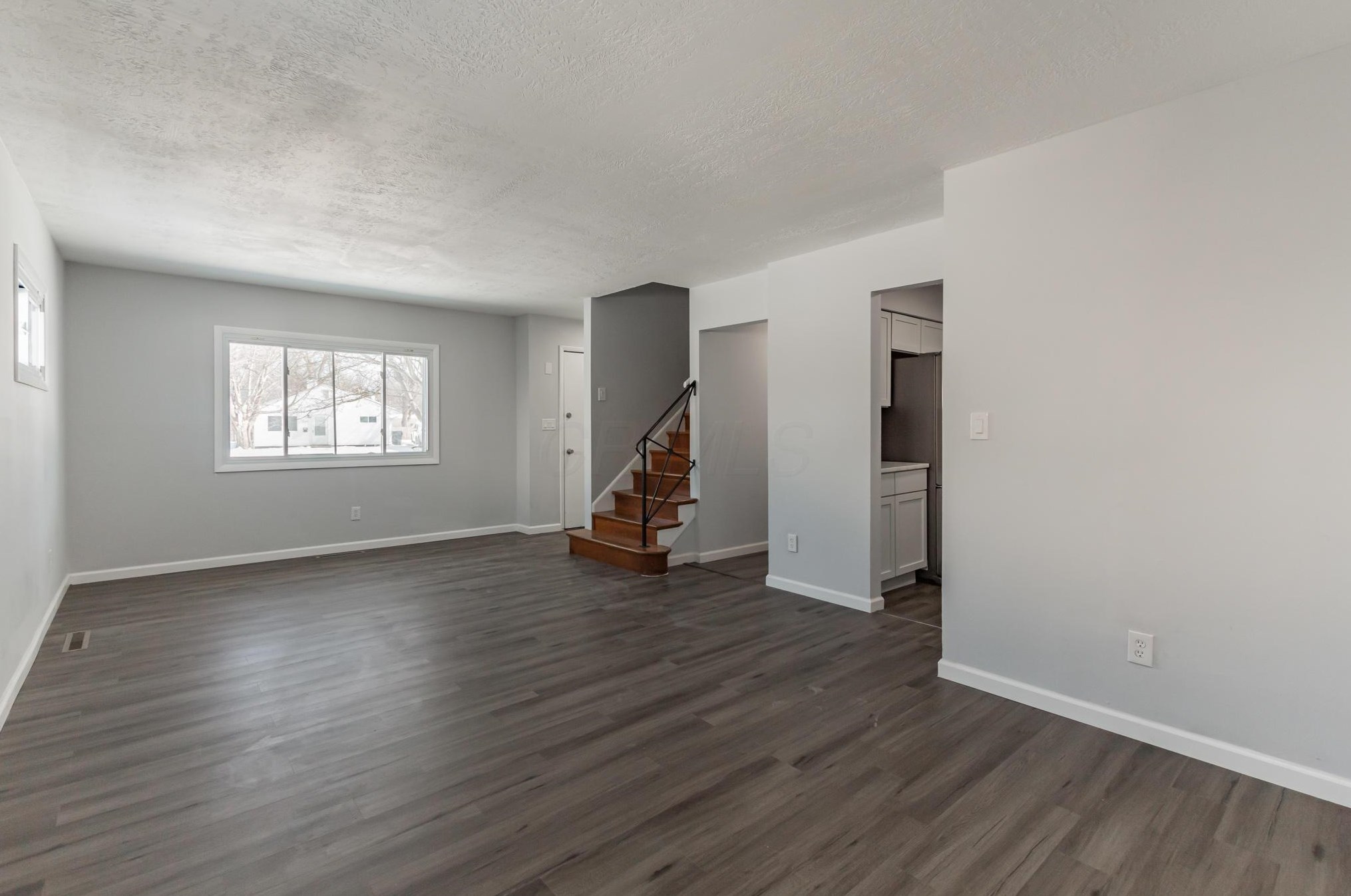 2165 Brentnell Ave, Columbus OH 43211-1911 exterior