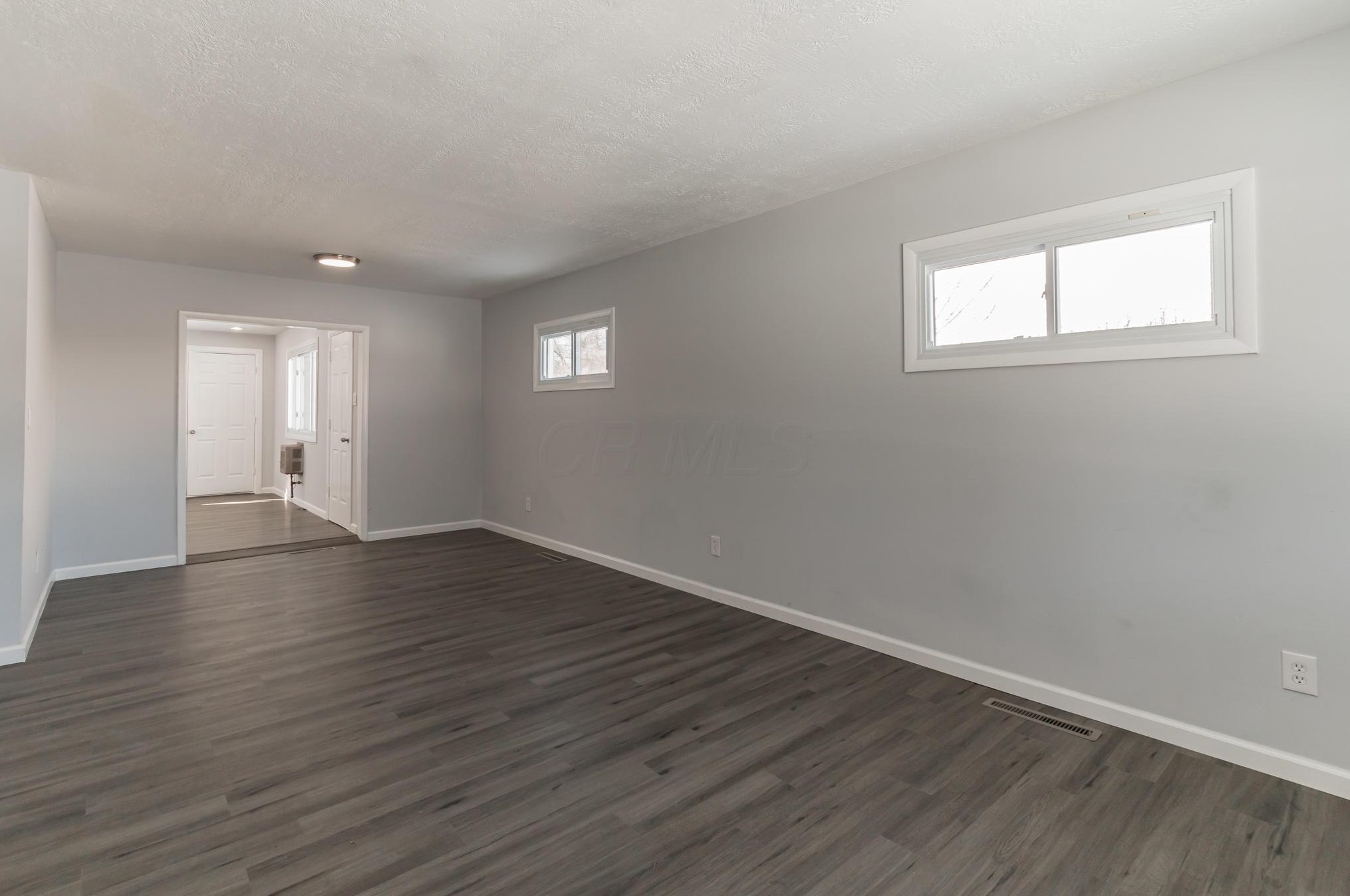 2165 Brentnell Ave, Columbus OH 43211-1911 exterior