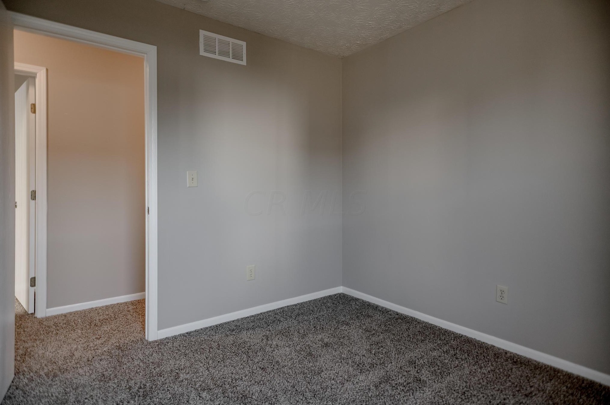 2785 Beal Dr, Columbus OH 43232-4789 exterior