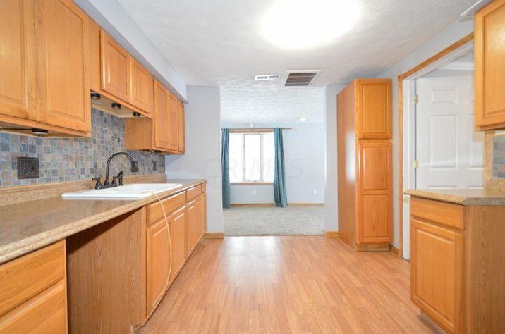 4341 Qu Wood Rd, Springfield, OH 45506-3832