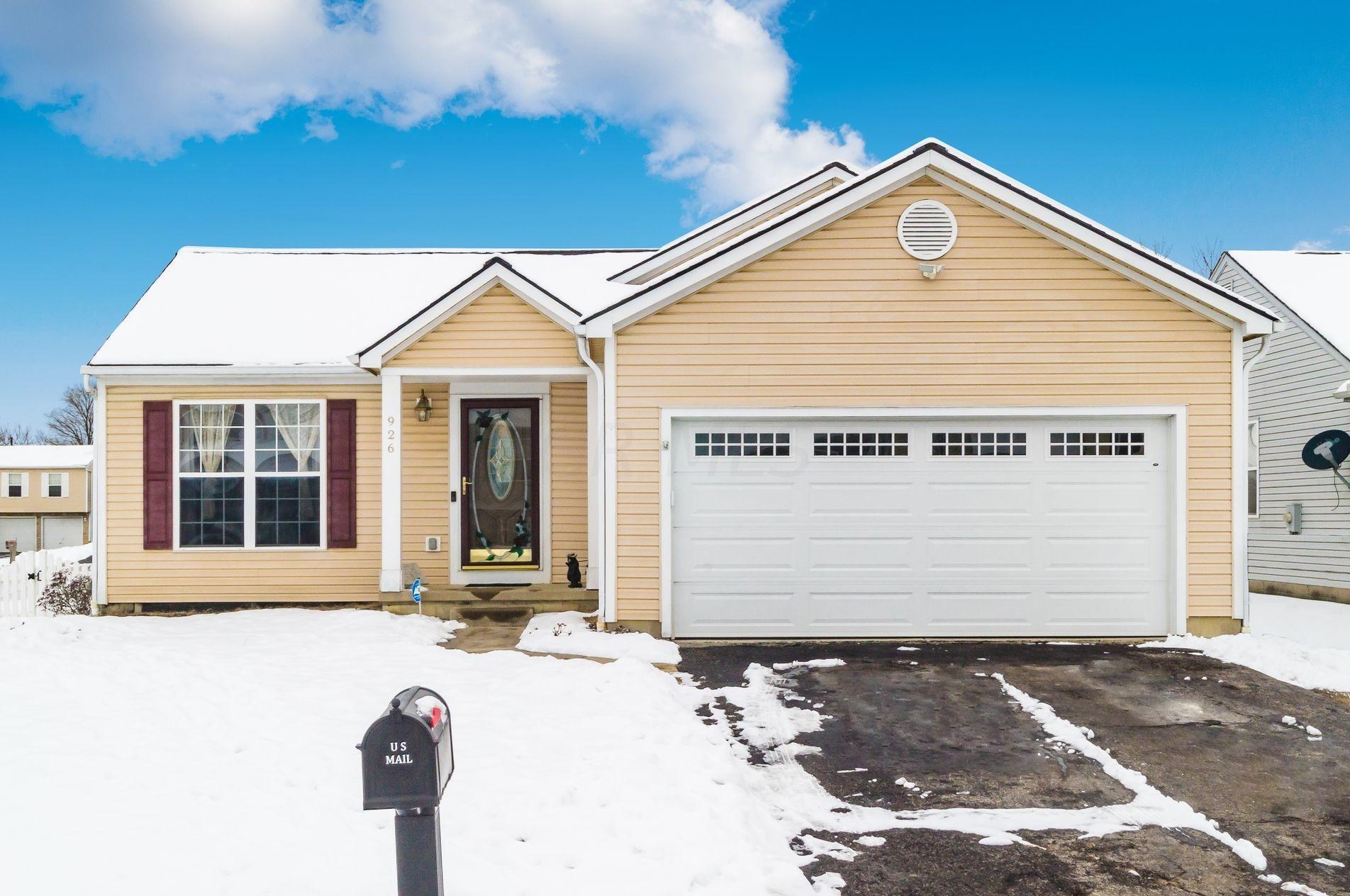 926 Robmeyer Dr, Columbus, OH 43207-7217