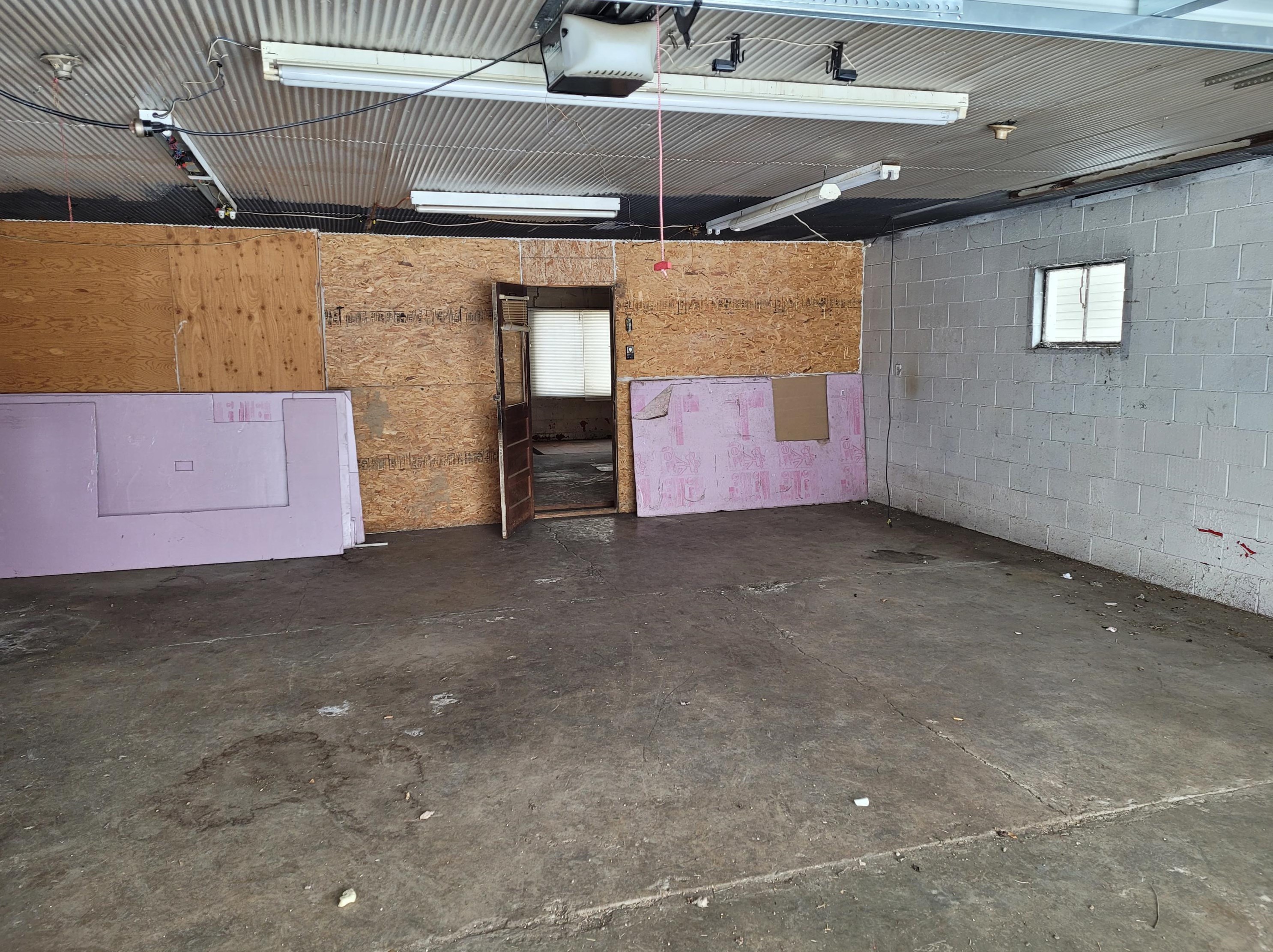 715 Pearl St, Washington CH, OH 43160