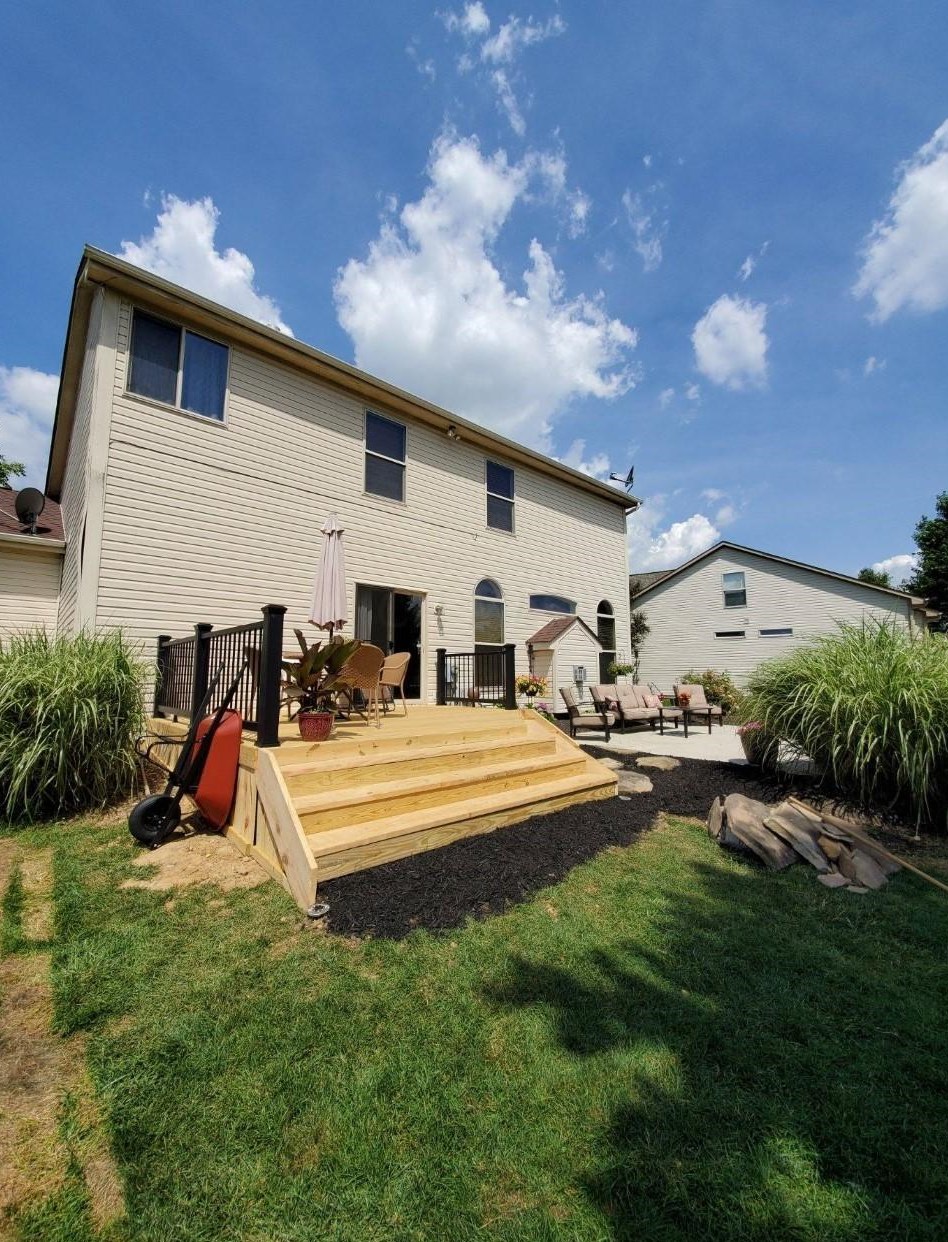 738 Preston Trails Dr, Pickerington, OH 43147-2056