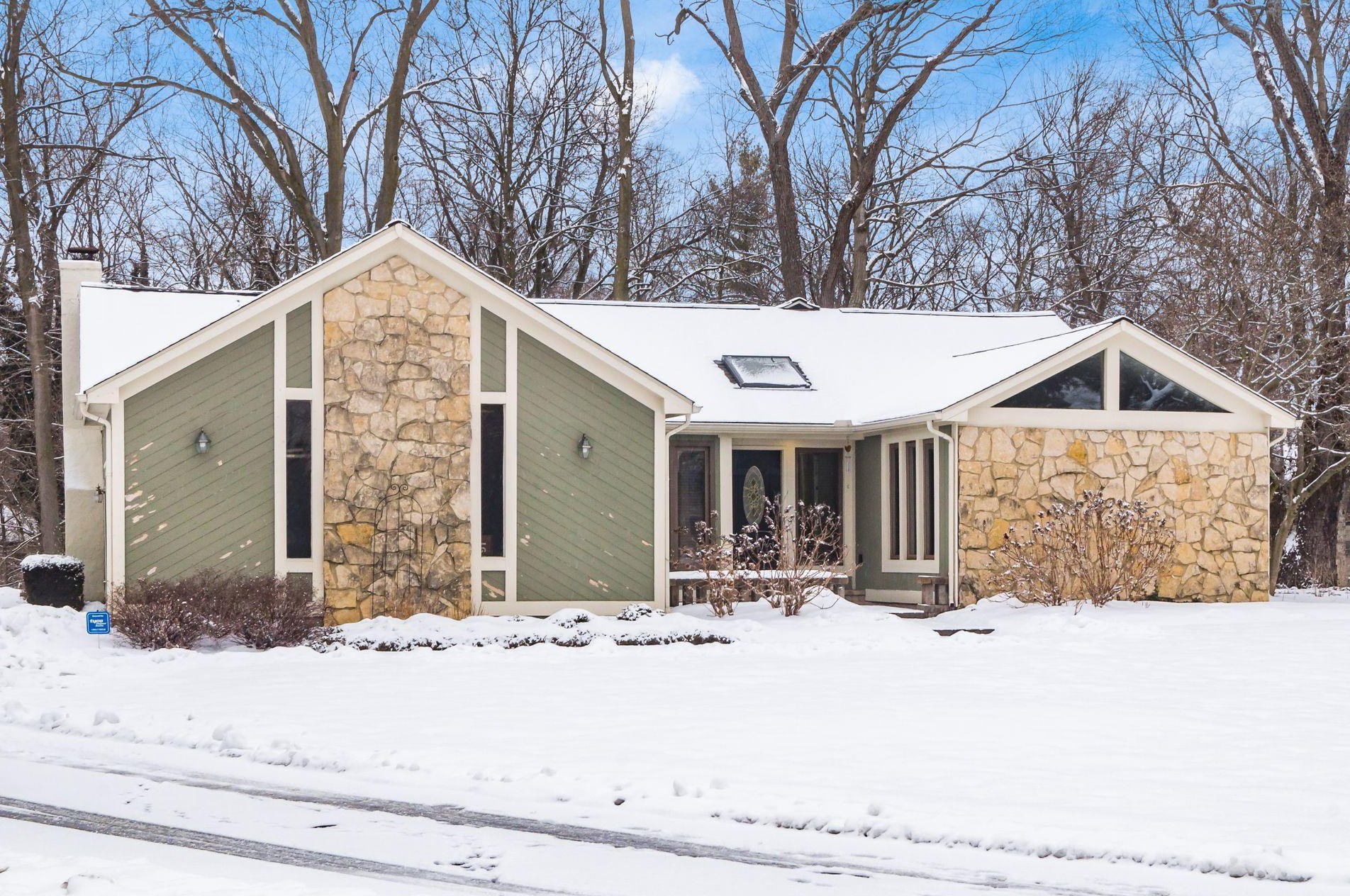 4406 Shire Cove Rd, Hilliard, OH 43026-2475