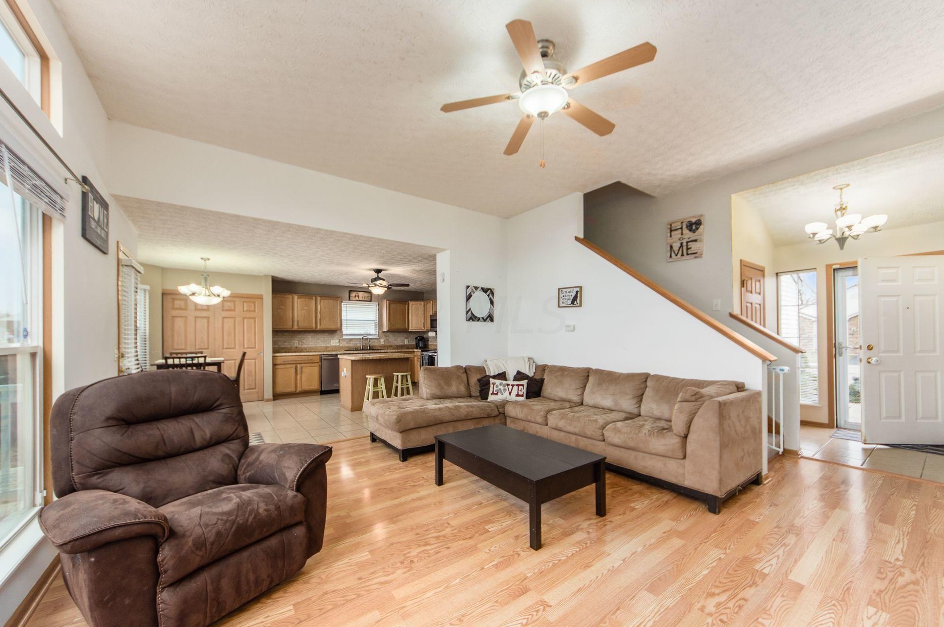 280 Stonhope Dr, Delaware, OH 43015-3391