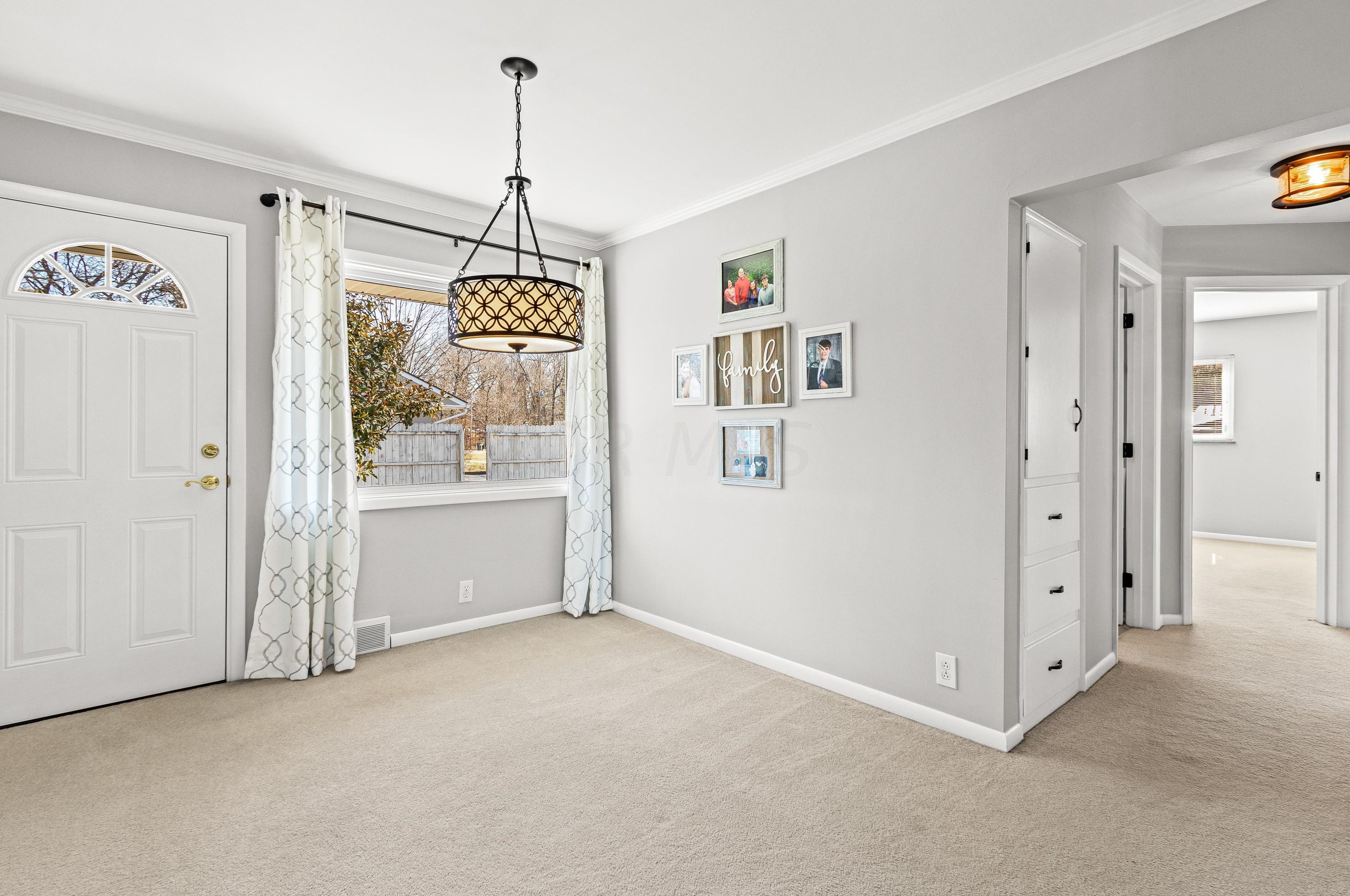 602 Cooke Rd, Columbus OH 43214-2822 exterior