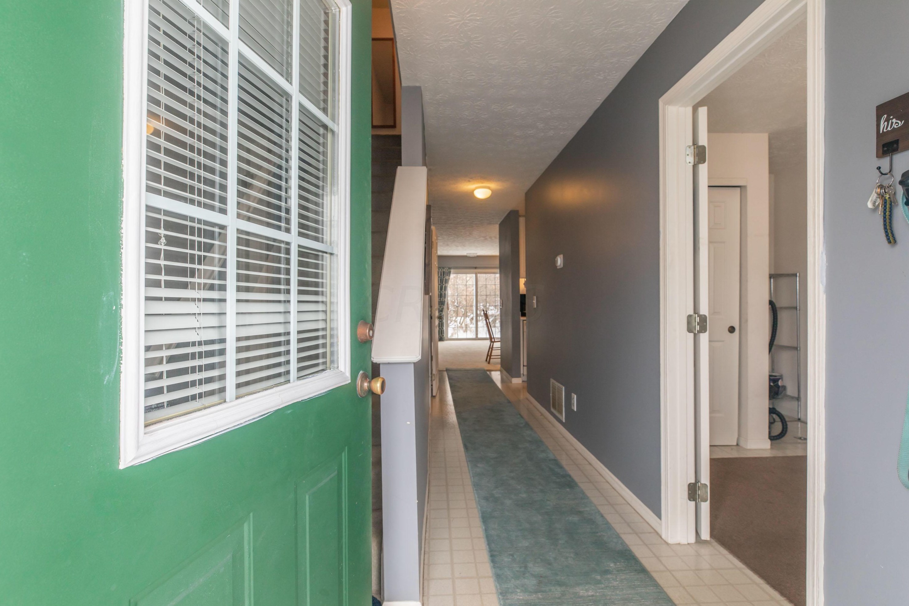 4630 Parrau Dr, Columbus, OH 43228-8460