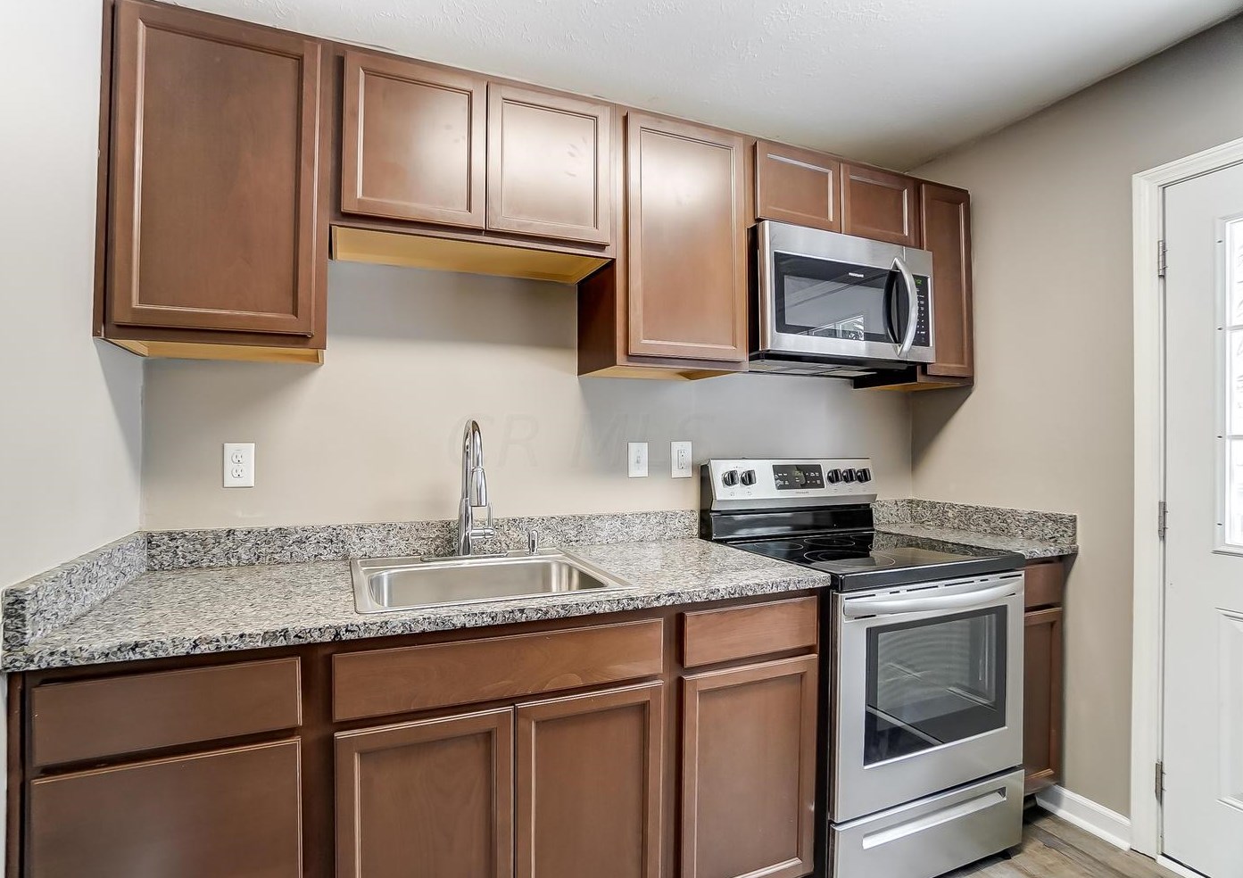 3416 Latonia Rd, Columbus OH 43232-6350 exterior