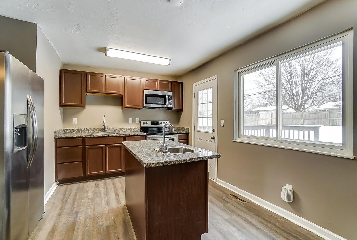 3416 Latonia Rd, Columbus OH 43232-6350 exterior