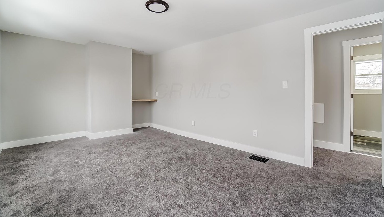 535 Catherine St, Columbus OH 43223-1966 exterior