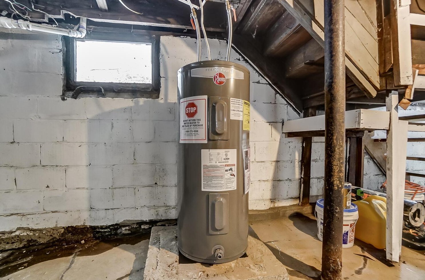 535 Catherine St, Columbus OH 43223-1966 exterior