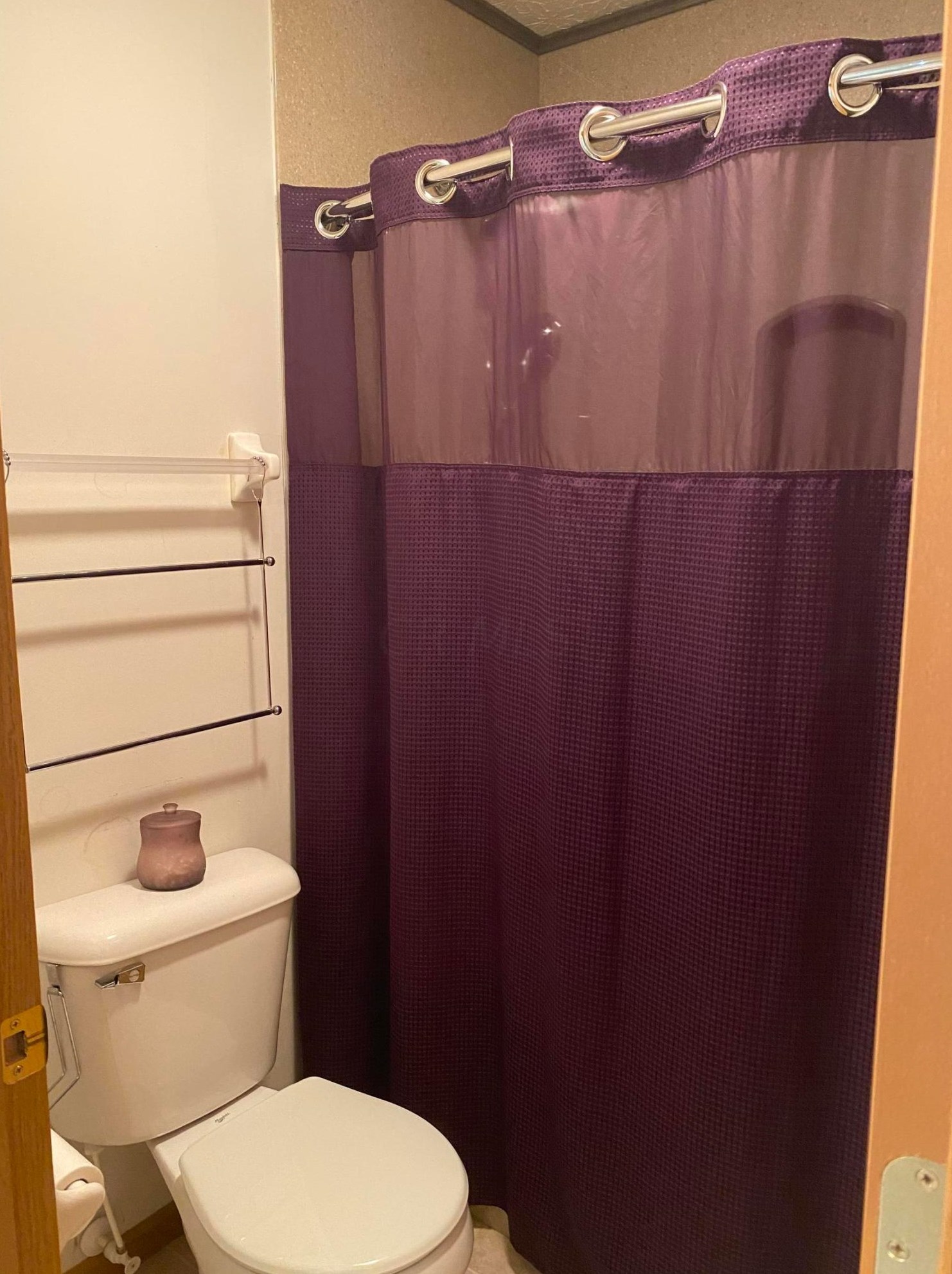 4193 Buck Crk Dr, Columbus OH 43207-4892 exterior