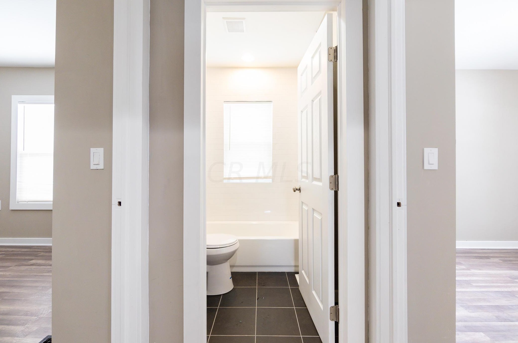 602 Oakley Ave, Columbus OH 43204-3757 exterior