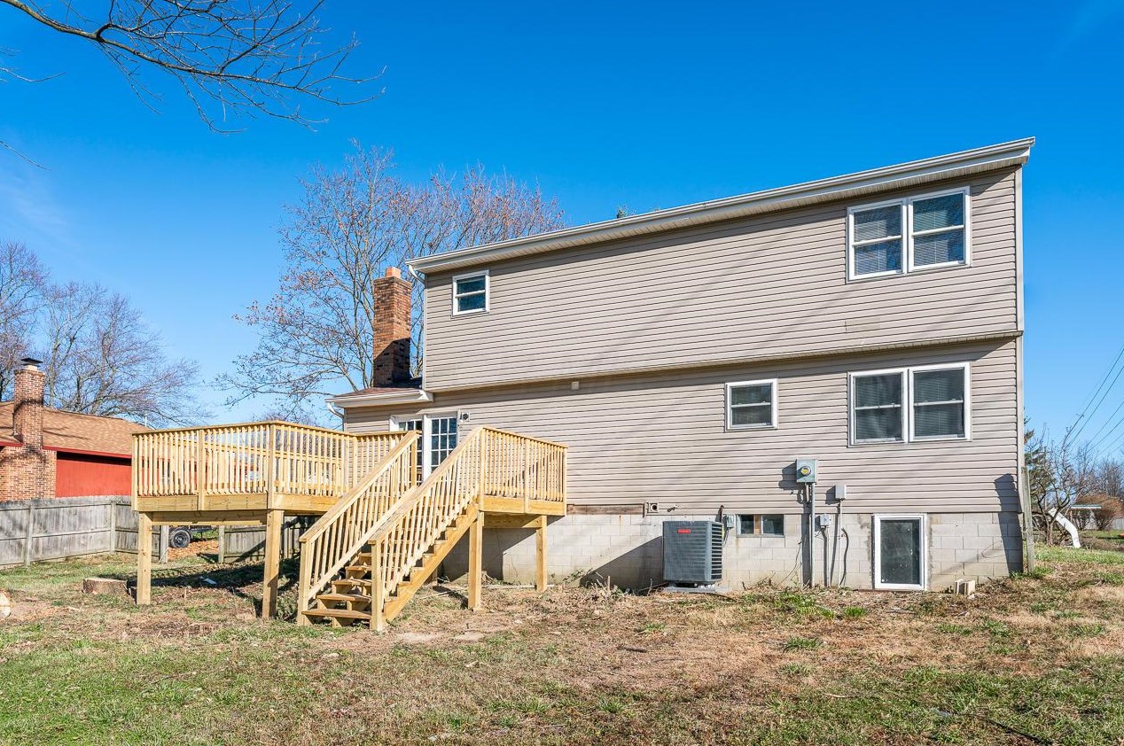 11513 Village Mill Rd, Pickerington, OH 43147-9693
