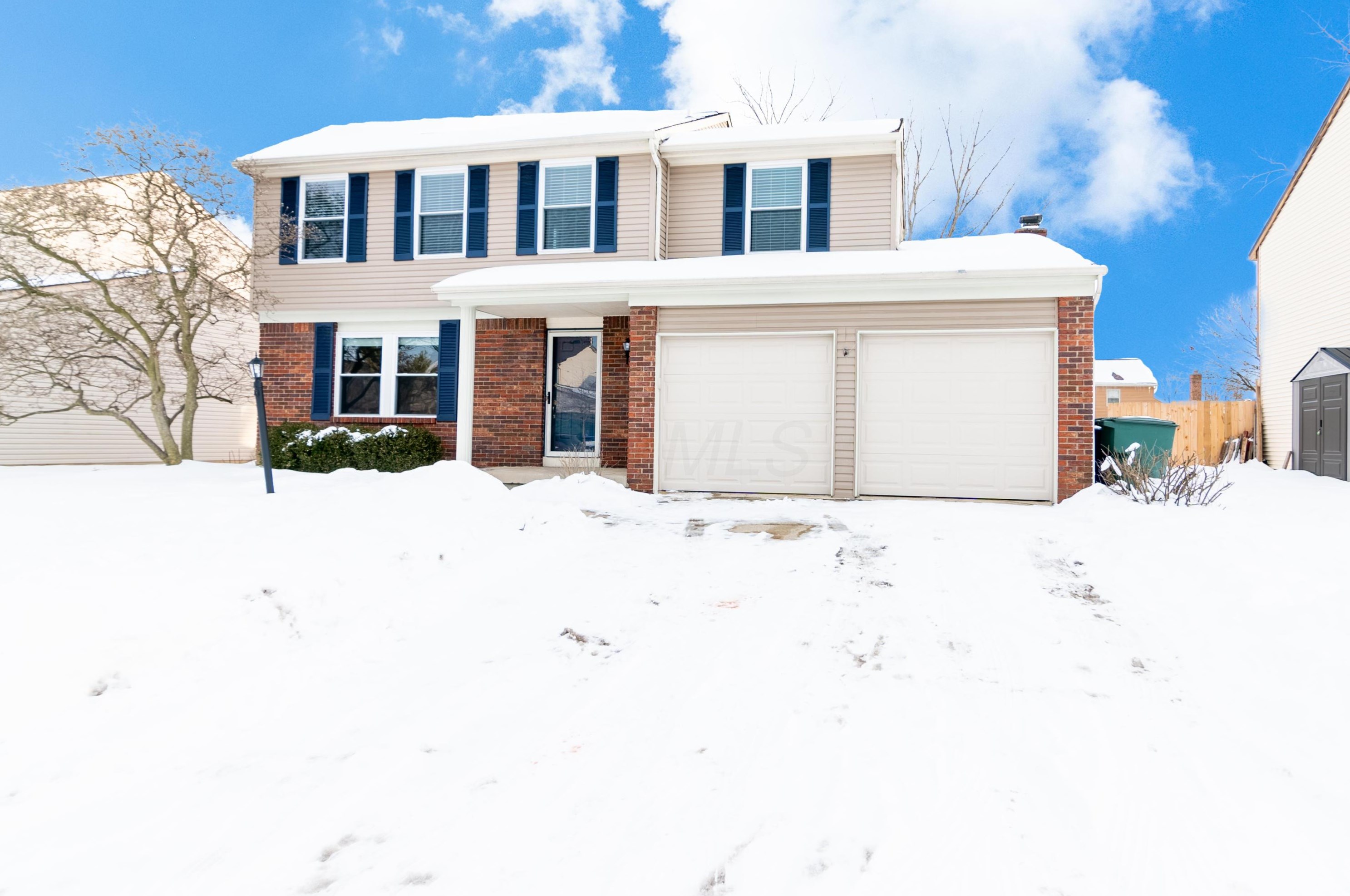 2129 Surrywood Dr, Dublin, OH 43016-9561
