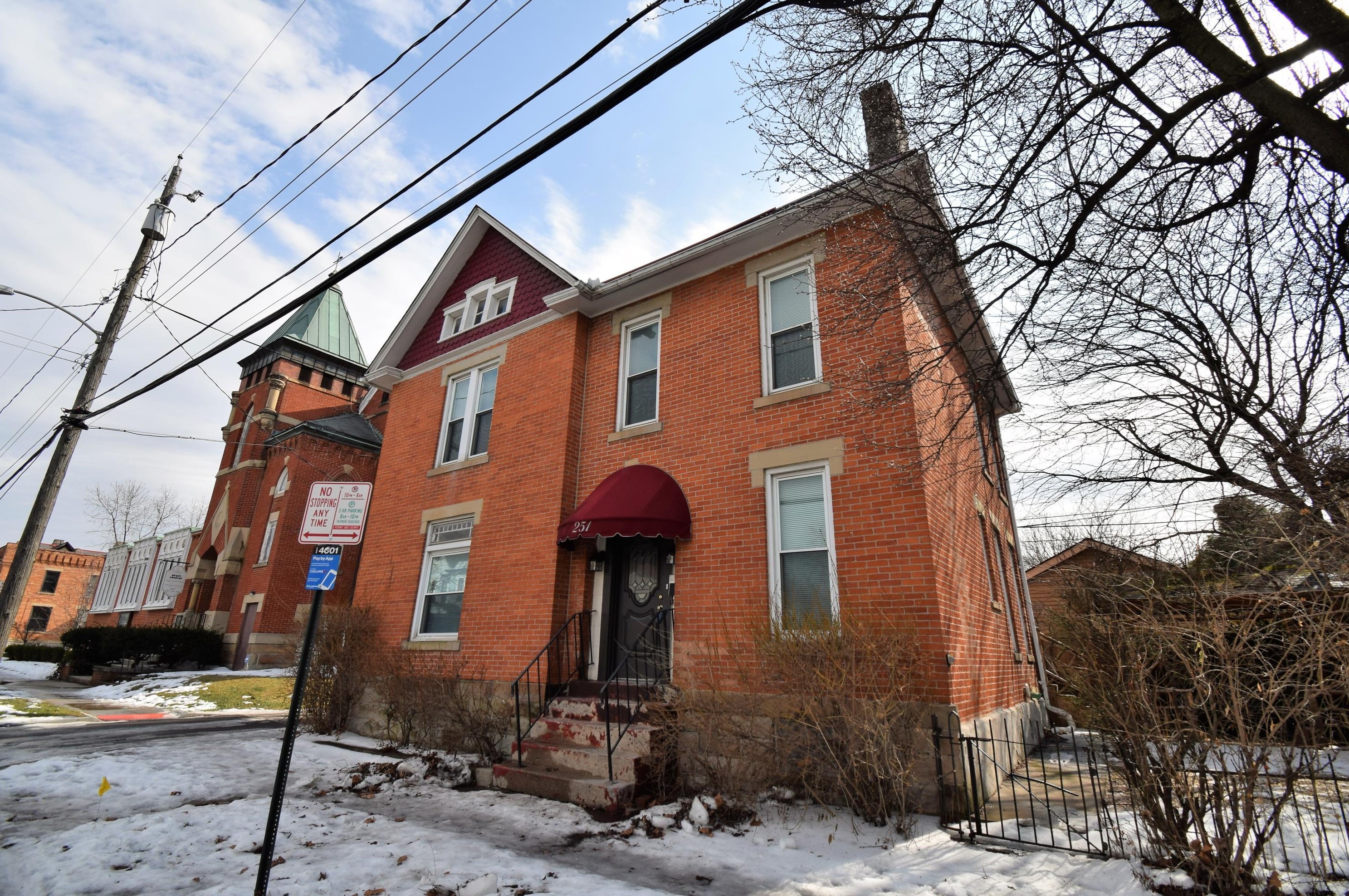251 2nd Ave, Columbus, OH 43201-3471
