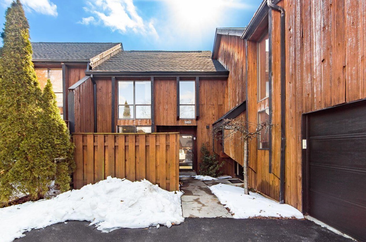5452 Blue Cloud Ln, Westerville, OH 43081-4403