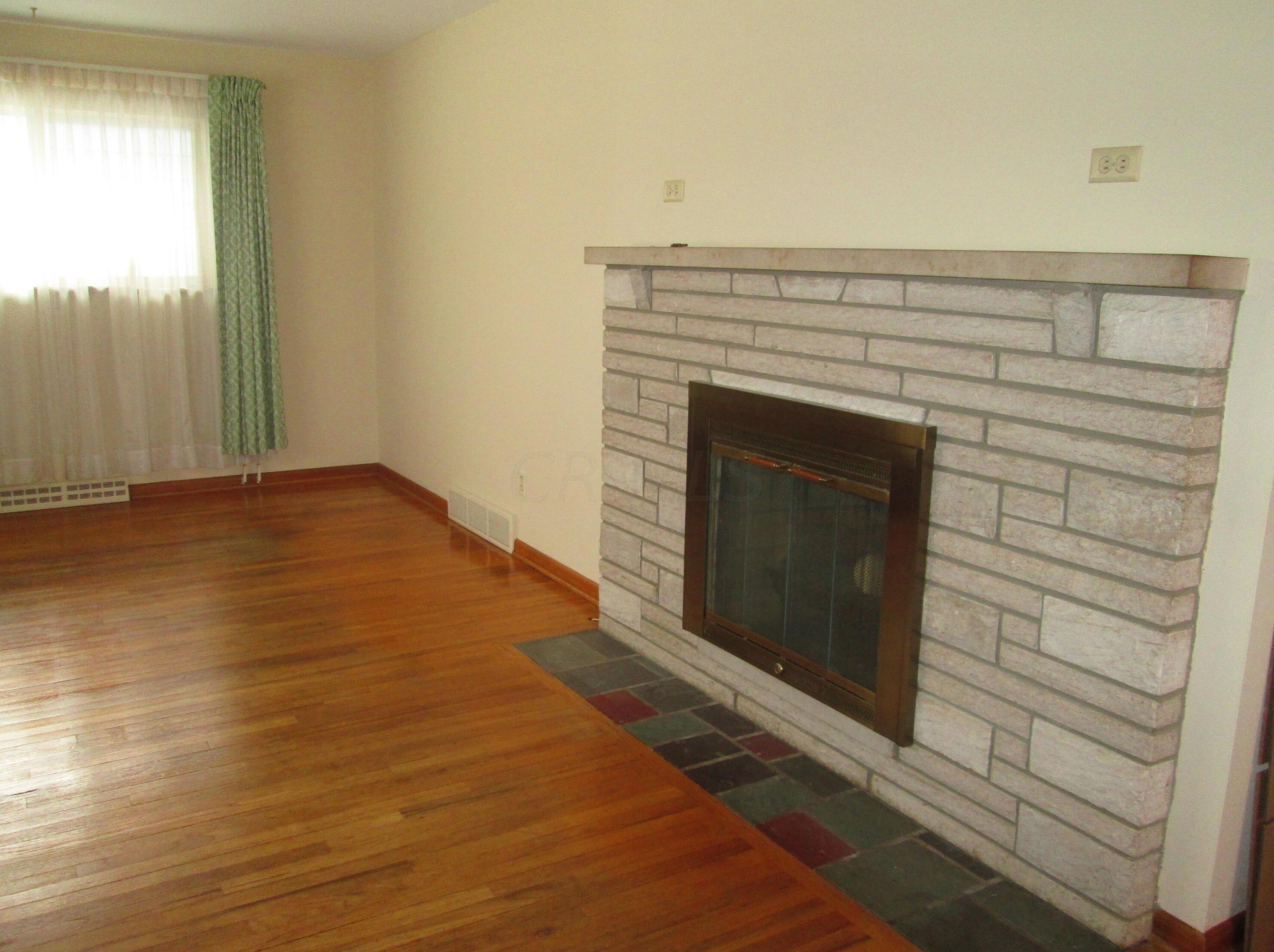 755 Bernhard Rd, Columbus OH 43213-1937 exterior