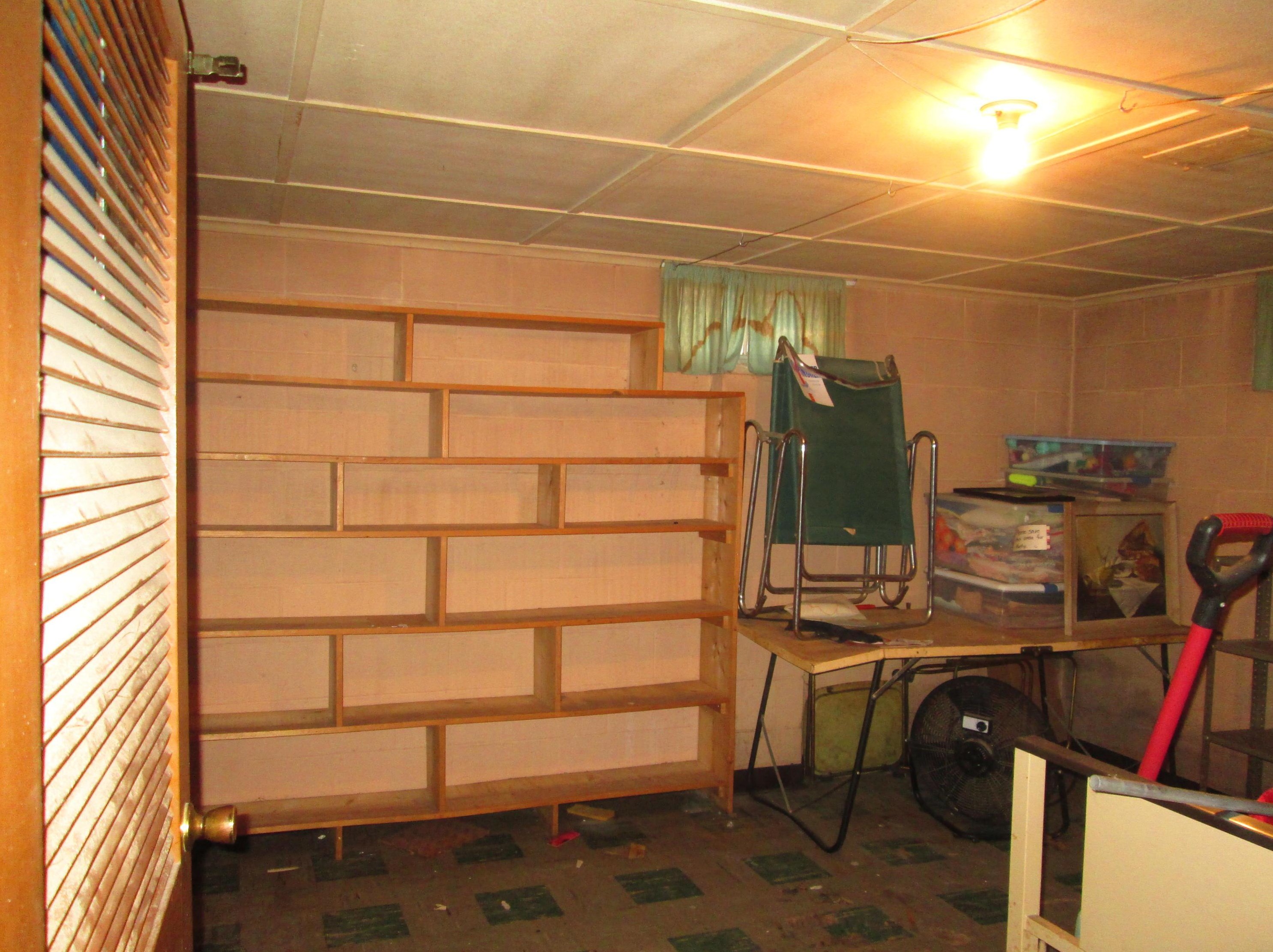 755 Bernhard Rd, Columbus OH 43213-1937 exterior