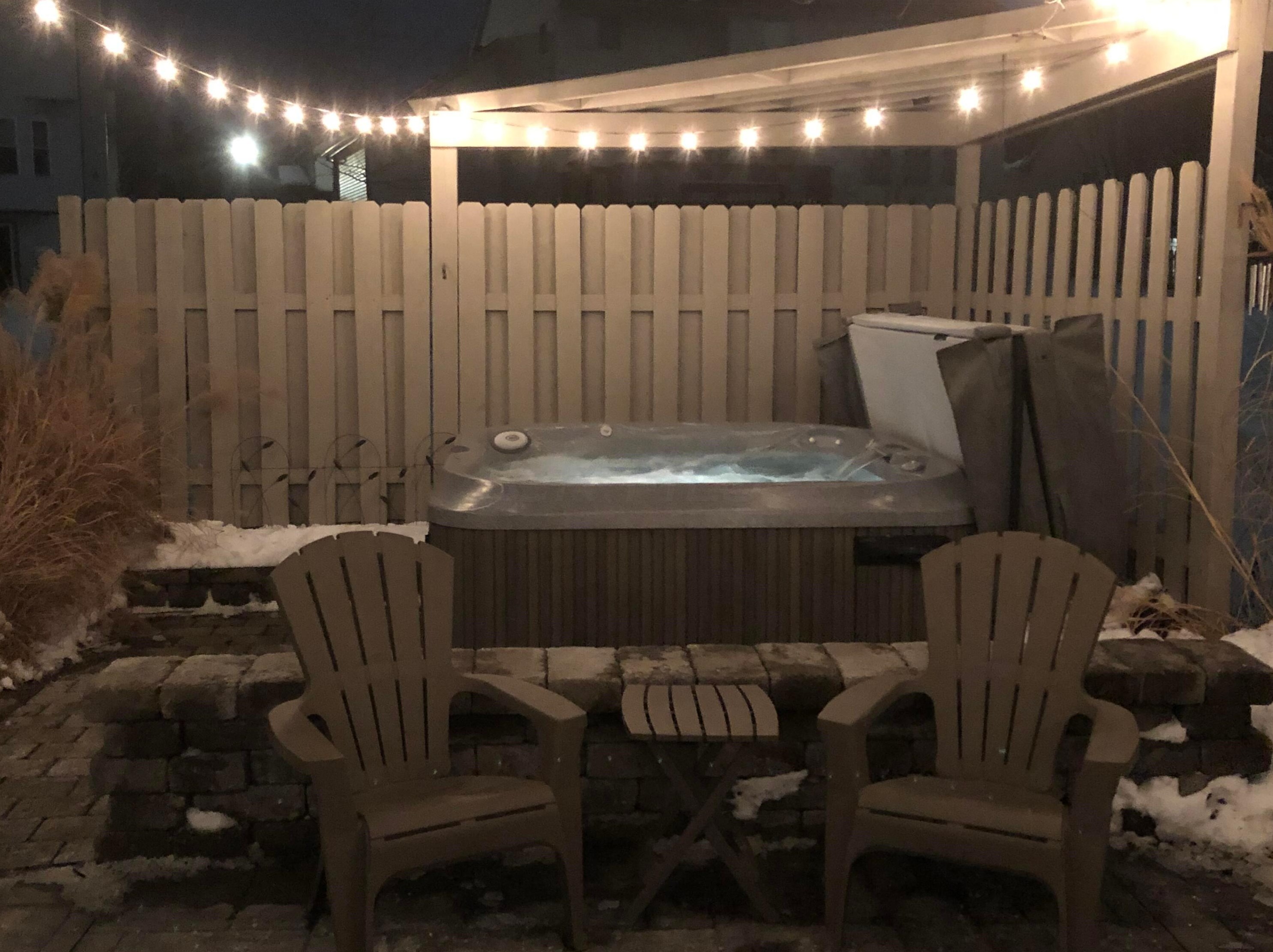 945 Leaflock Ct, Columbus OH exterior