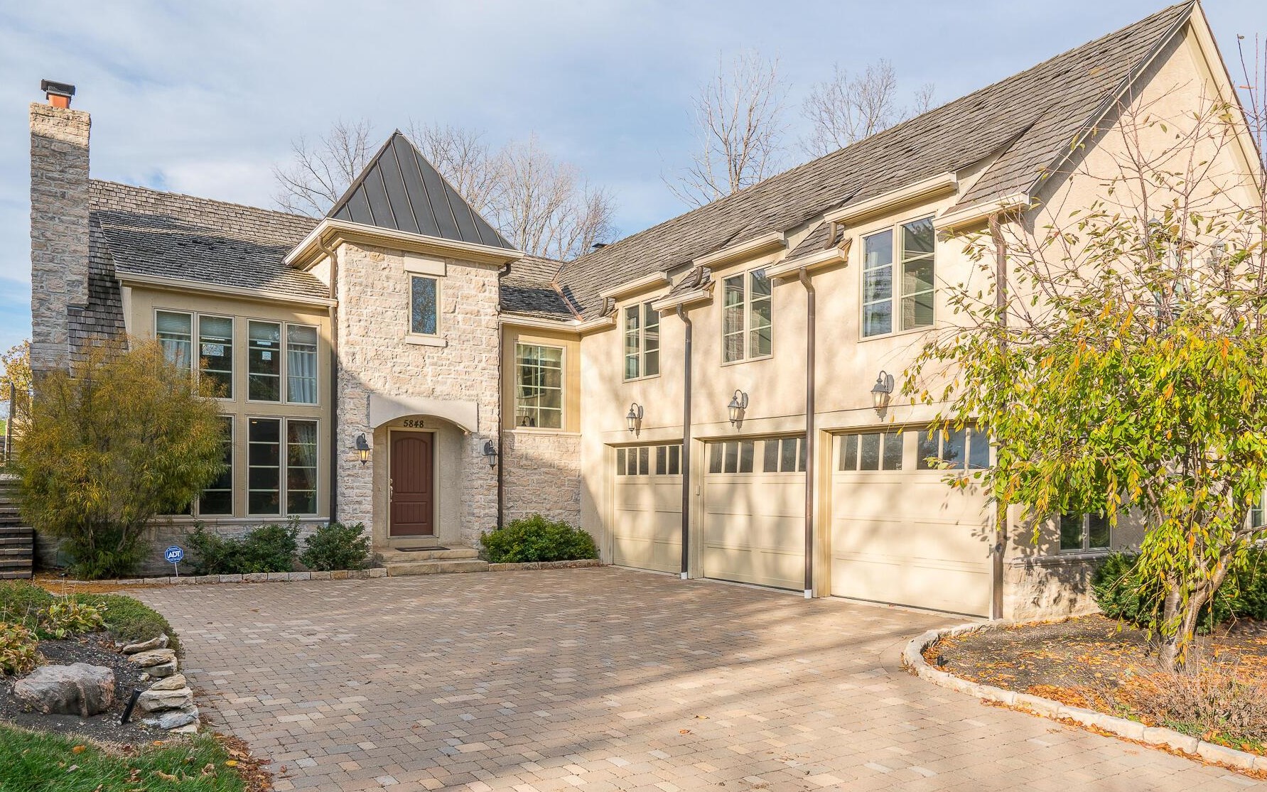5848 Leven Links Ct, Dublin, OH 43017-9744