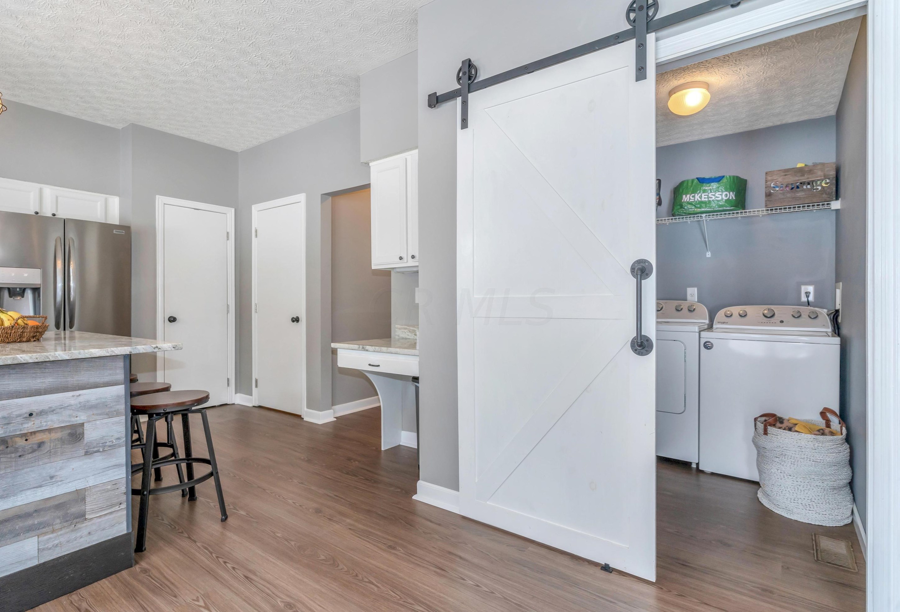 1099 Caroway Blvd, Columbus OH 43230-3217 exterior