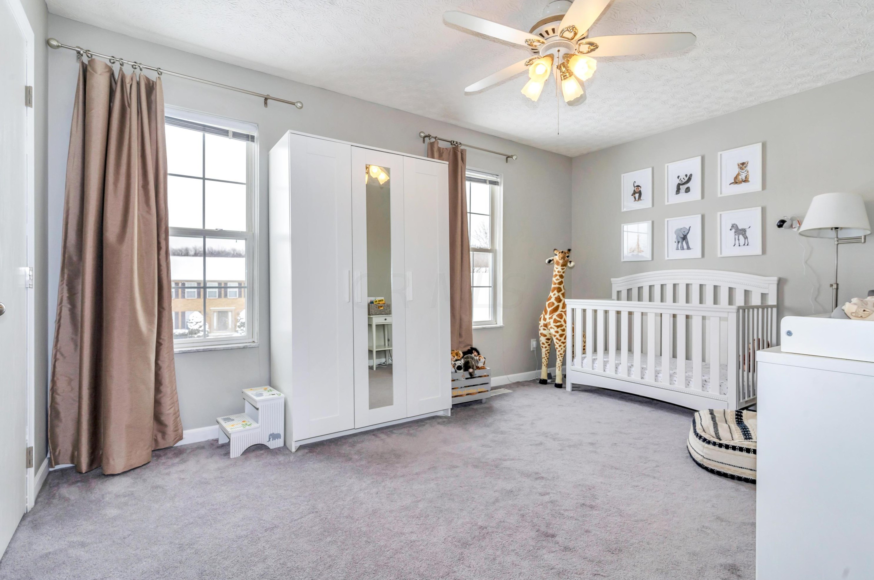 1099 Caroway Blvd, Columbus OH 43230-3217 exterior