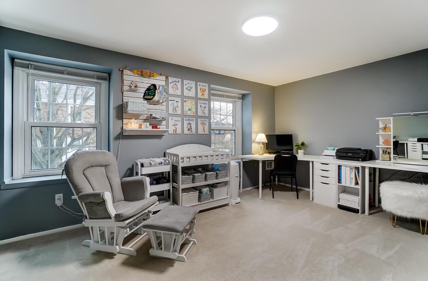 614 Dlyn St, Columbus OH 43228-2516 exterior