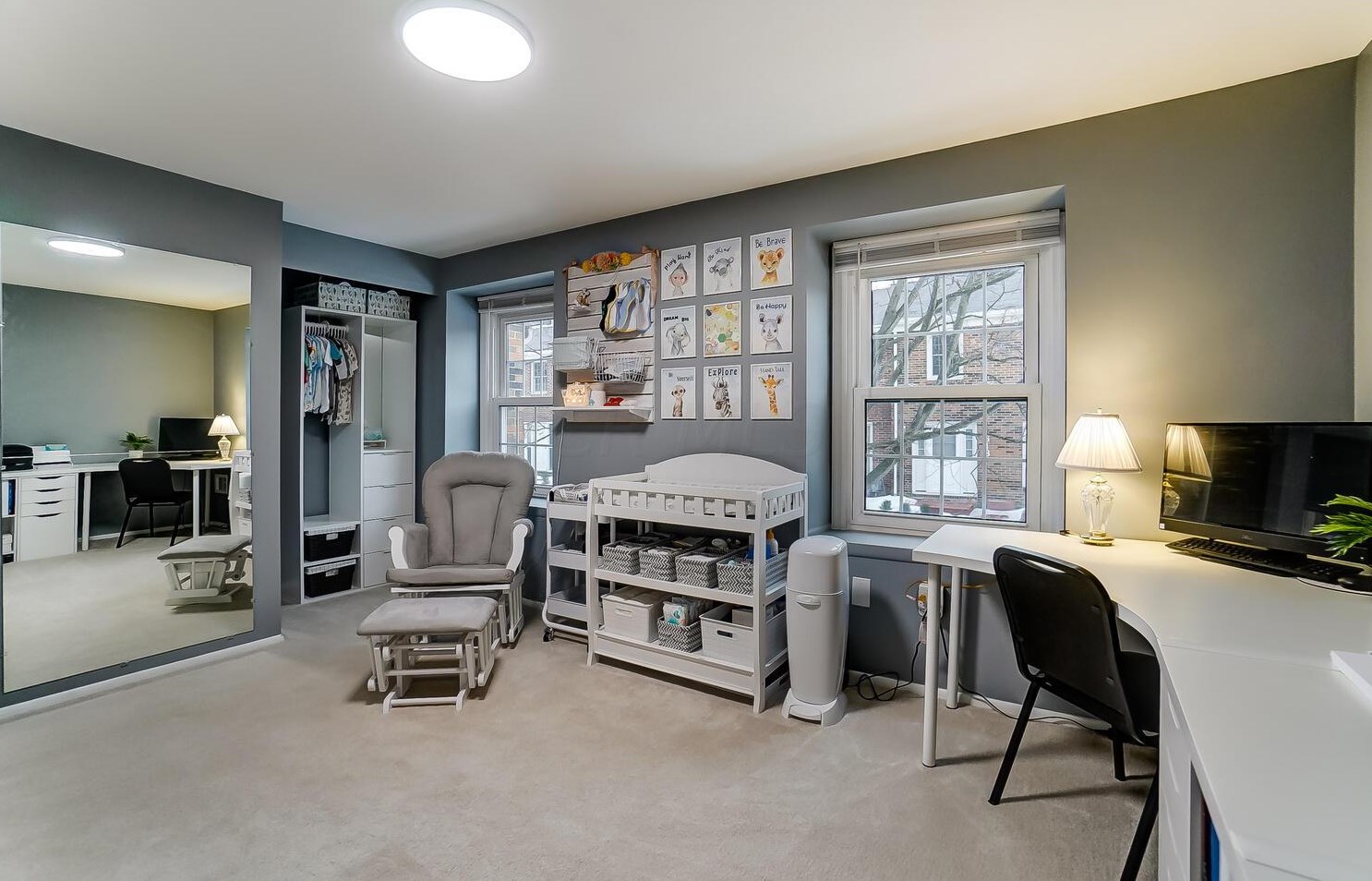 614 Dlyn St, Columbus OH 43228-2516 exterior