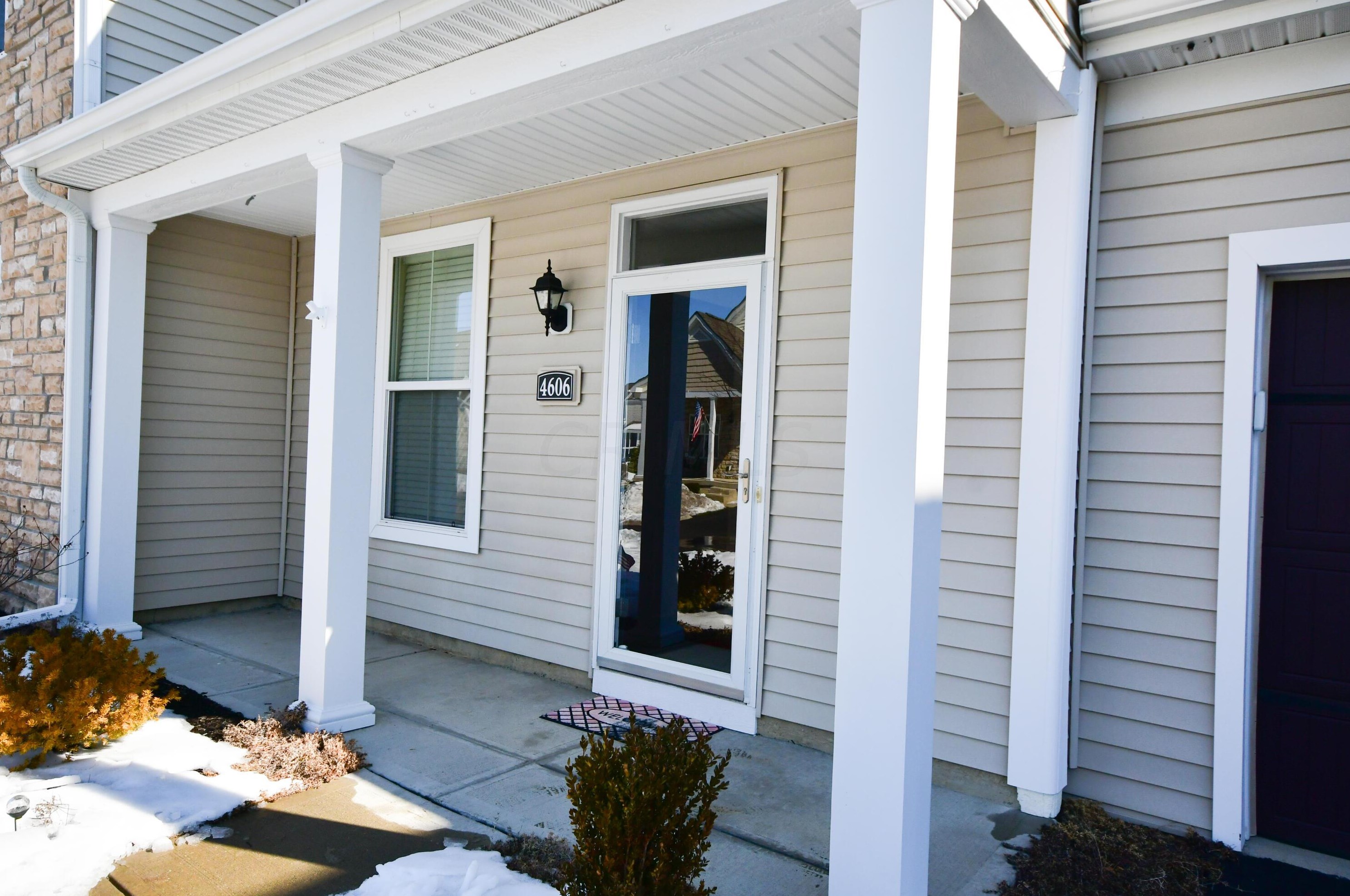4606 Family Dr, Hilliard, OH 43026-7490