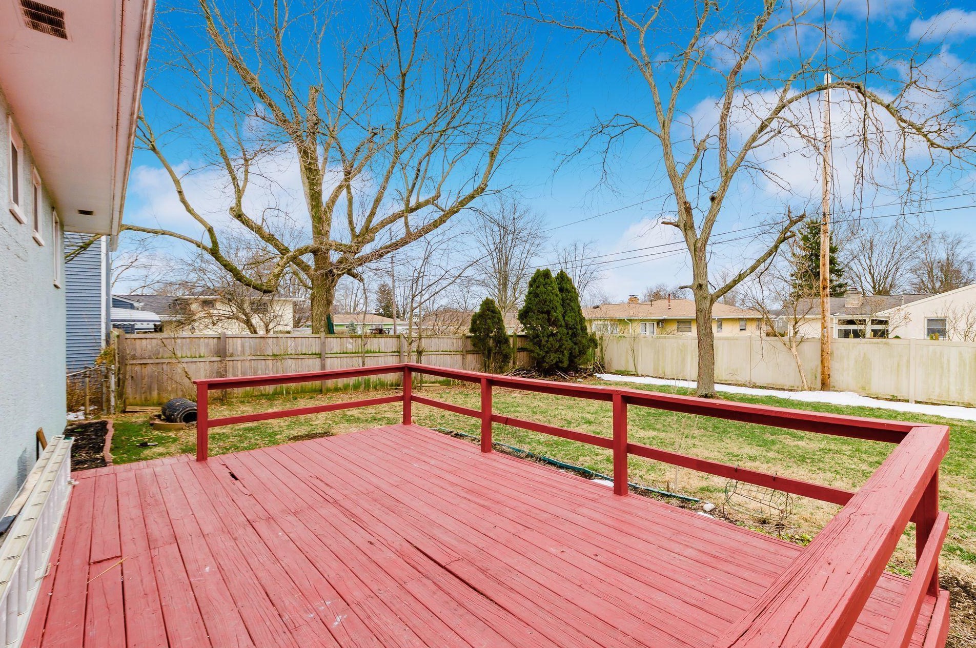 1491 Cottonwood Dr, Columbus OH 43229-4308 exterior