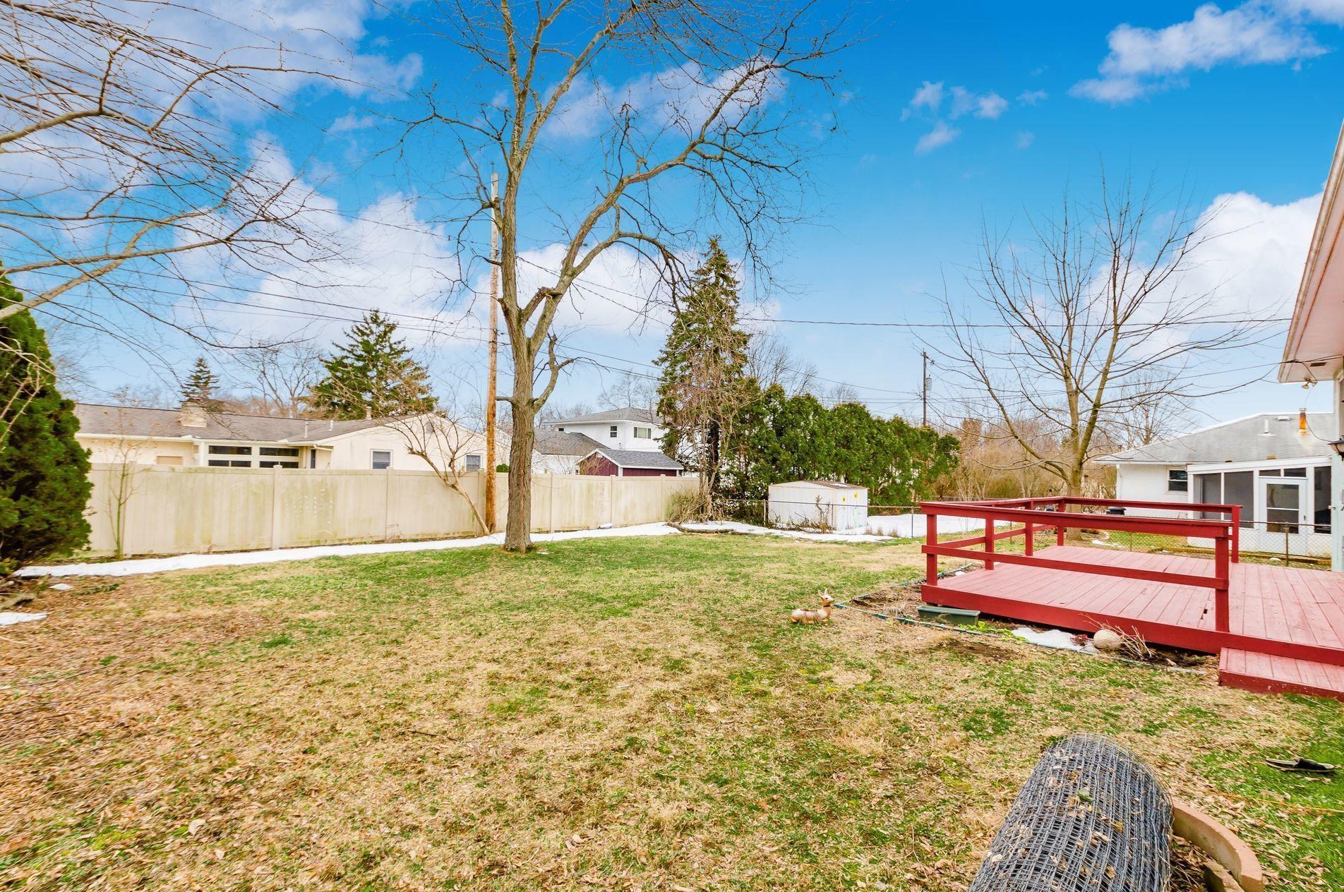 1491 Cottonwood Dr, Columbus OH 43229-4308 exterior