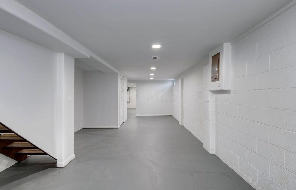 1309 Belden Rd, Columbus OH 43229-5136 exterior