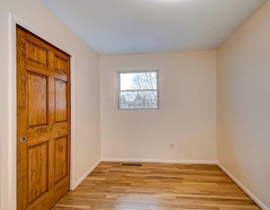 1309 Belden Rd, Columbus OH 43229-5136 exterior