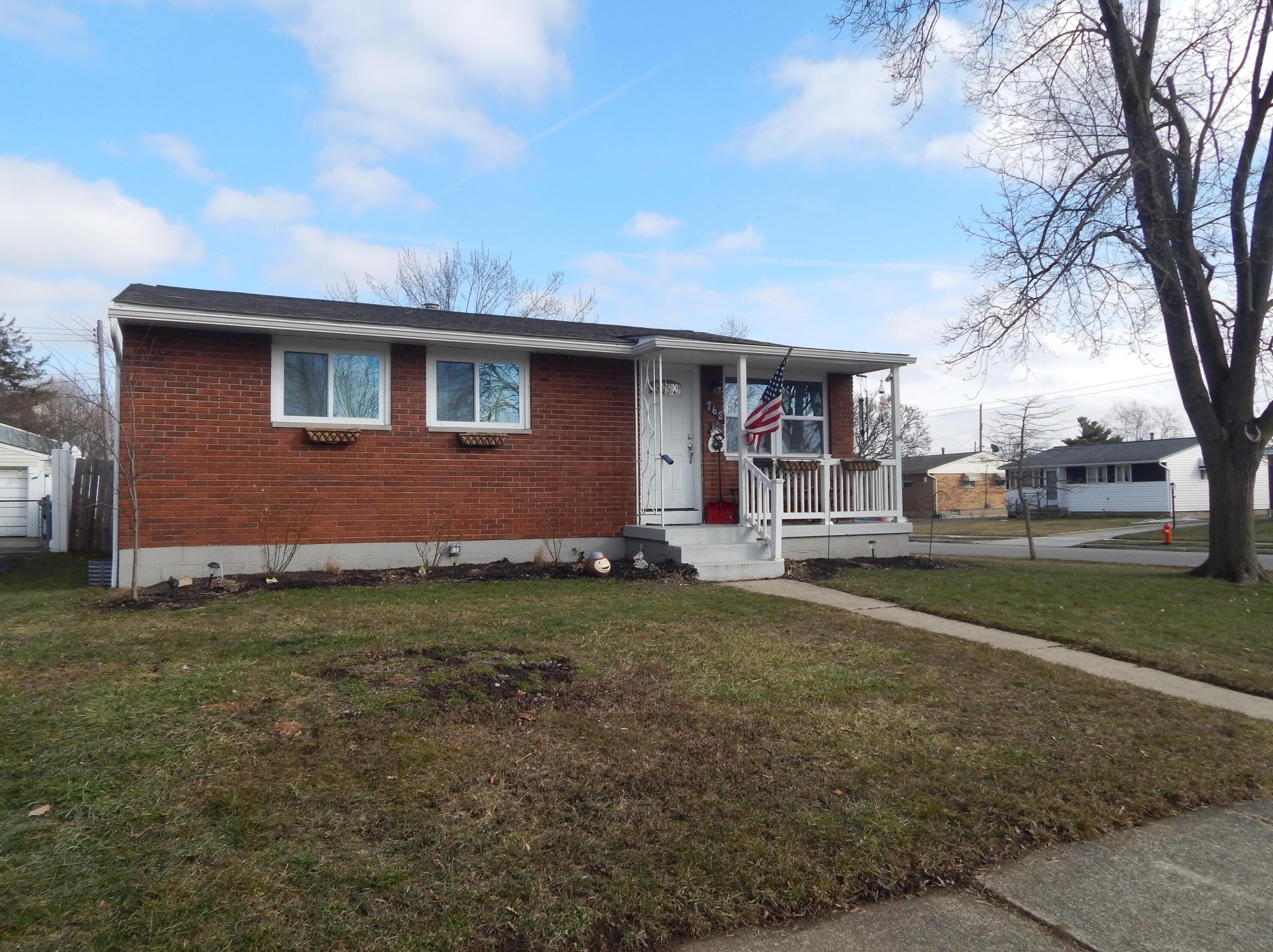 762 Glenmoor Dr, Columbus, OH 43228-2987